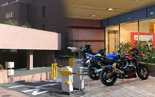 駐車場＆バイク置場完備